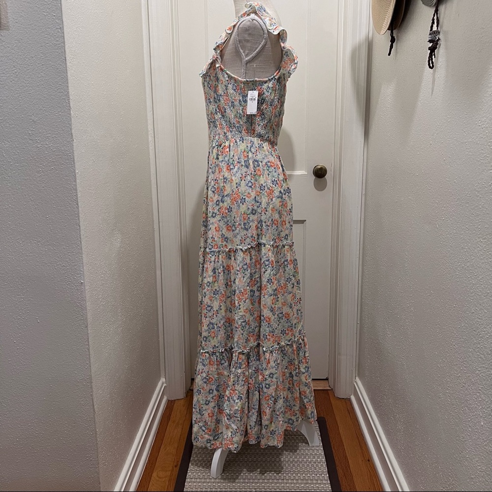NWT Old Navy Sleeveless Smock Tiered Dress Multi Floral Medium - Picture 9 of 12